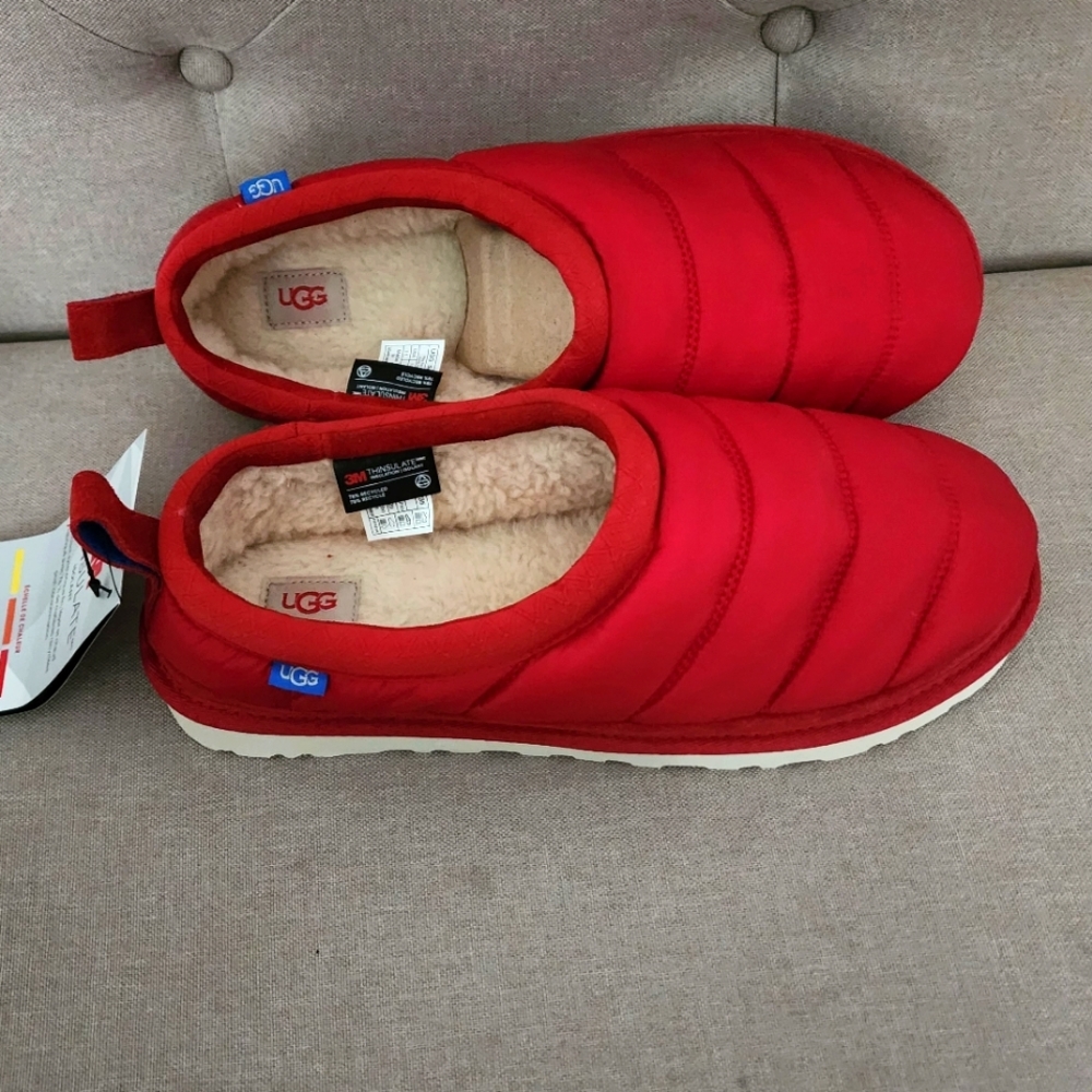 Ugg - Picture 8 of 9